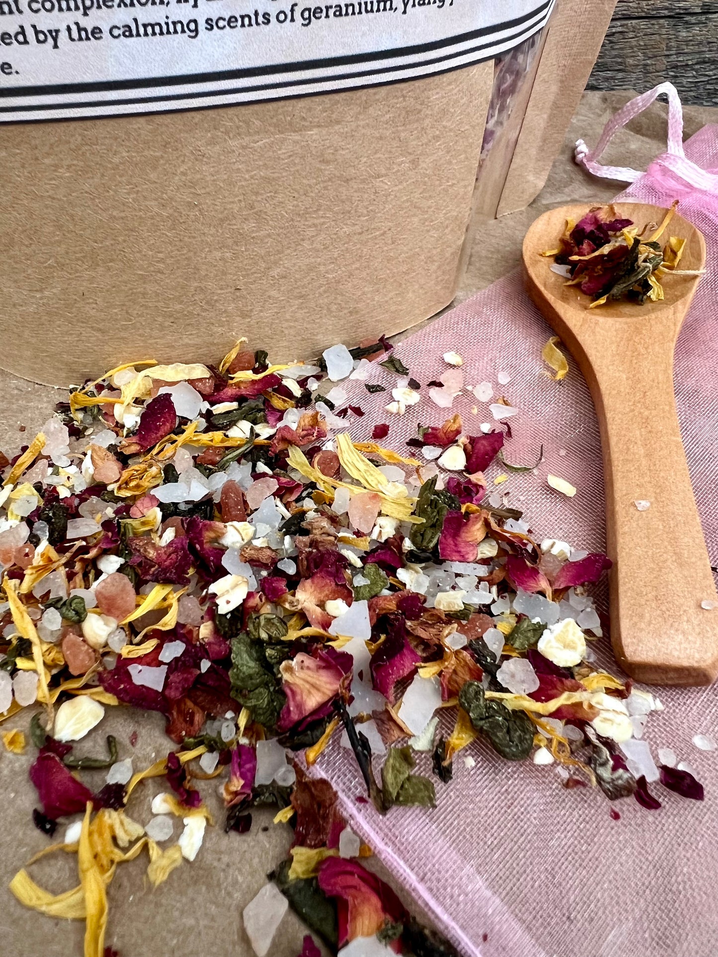 Botanical Bath Tea - Calendula Rose (includes brew bag and wood scoop)