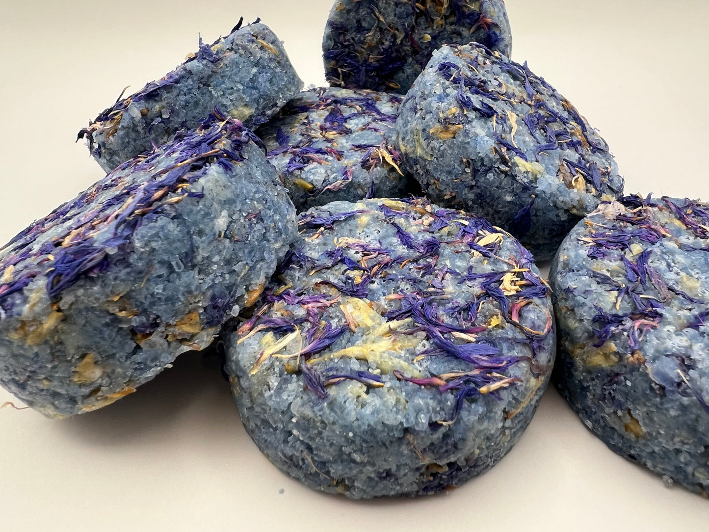 Exfoliating Salt Scrub Puck, jasmine, blue coneflower, coconut oil, & shea butter
