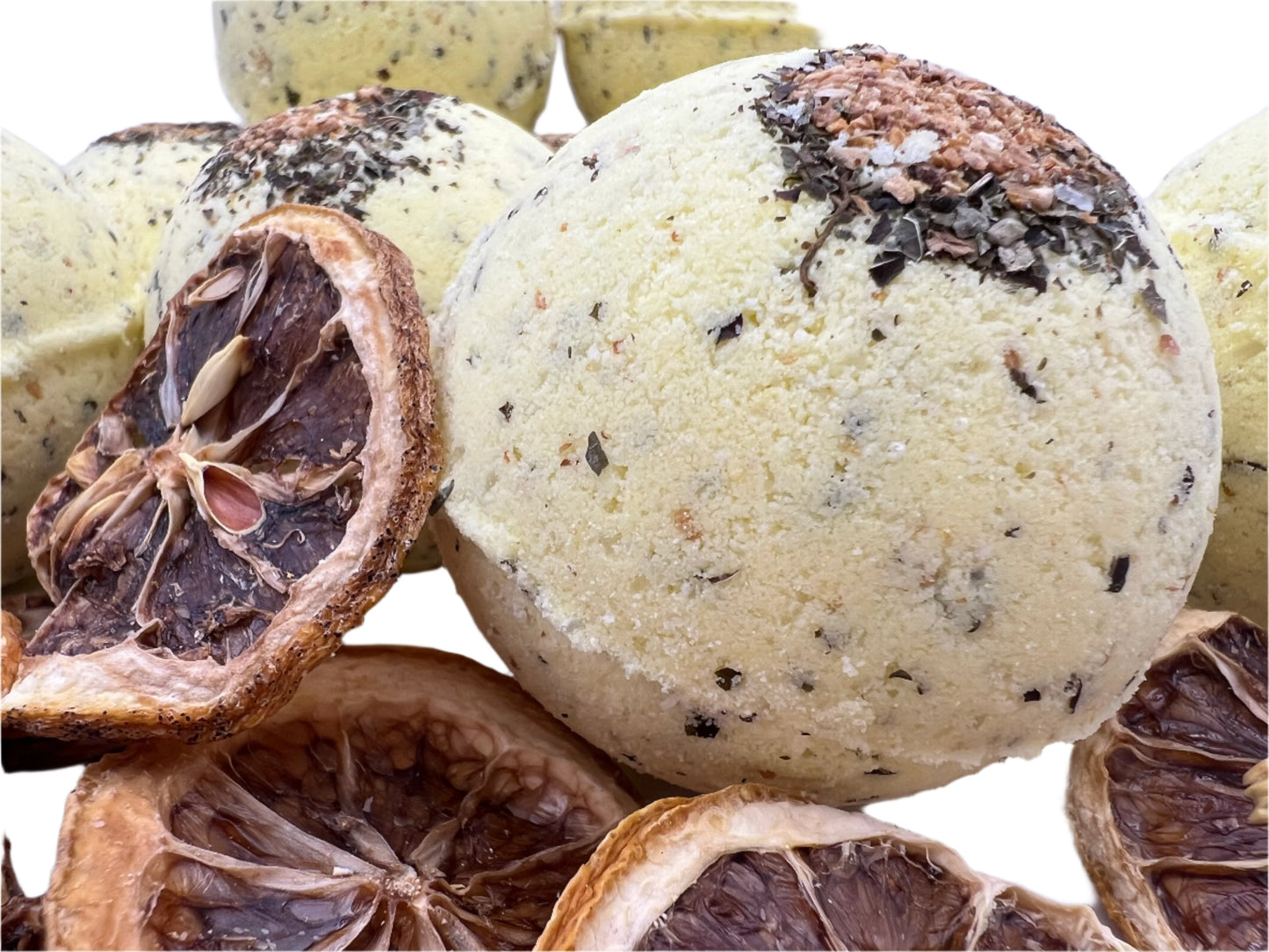 Bath Bomb | Lemon balm, with lemon peel